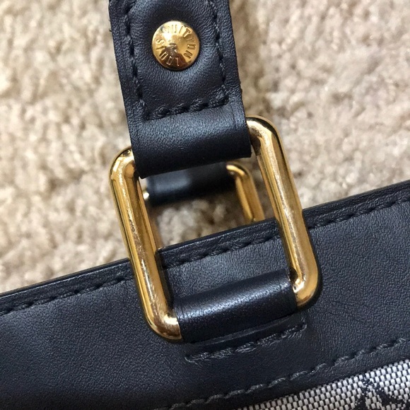 Louis Vuitton Lucille PM - Picture 14 of 16